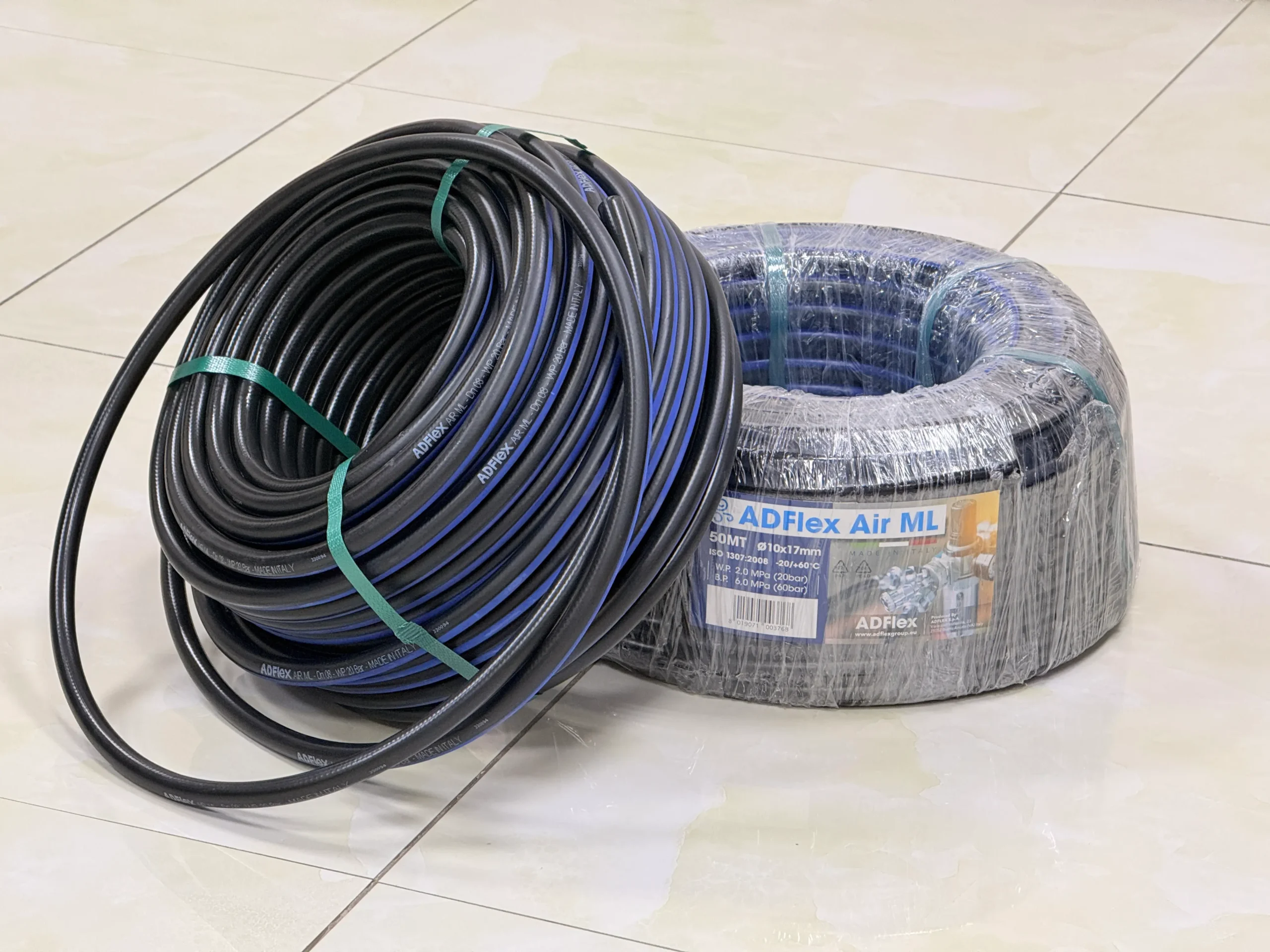 ADFLEX Air Hose Black 20 Bar | Made in Italy ADFLEX Air Hose Black 20 Bar | Made in Italy